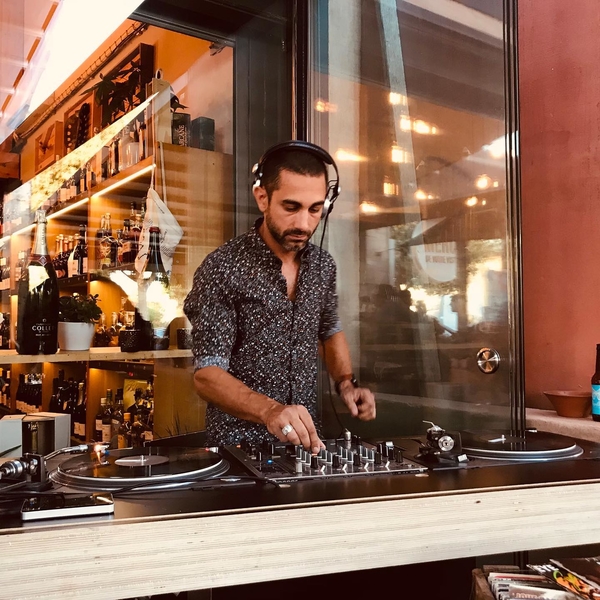 bar 1